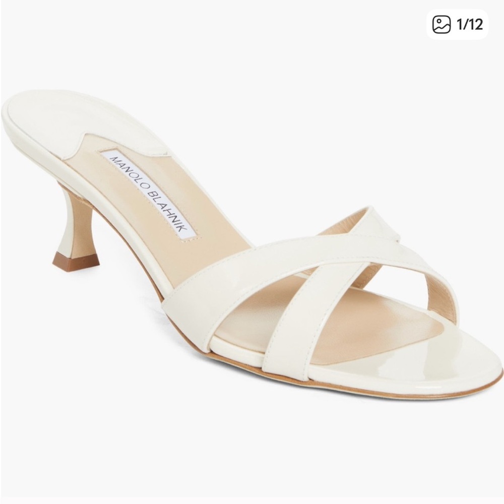 NWOT Manolo callamu 50
